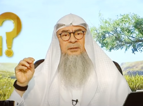 ​Is it mandatory by Saudi Universities for a woman to come with her male mahram?