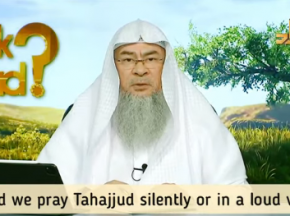 Should we pray Tahajjud / Night Prayers silently or in a loud voice?