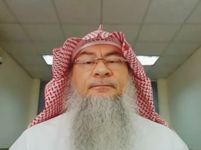 Father follows different madhab, he doesn't like me to pray Sunnah way, what should I do