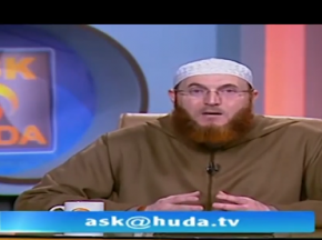 I cant pray Maghrib prayer in time because of my work can i combine Maghrib and Isha.